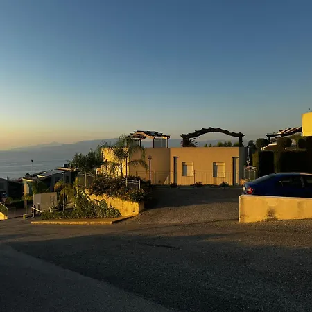 Sole Di Calabria Daire